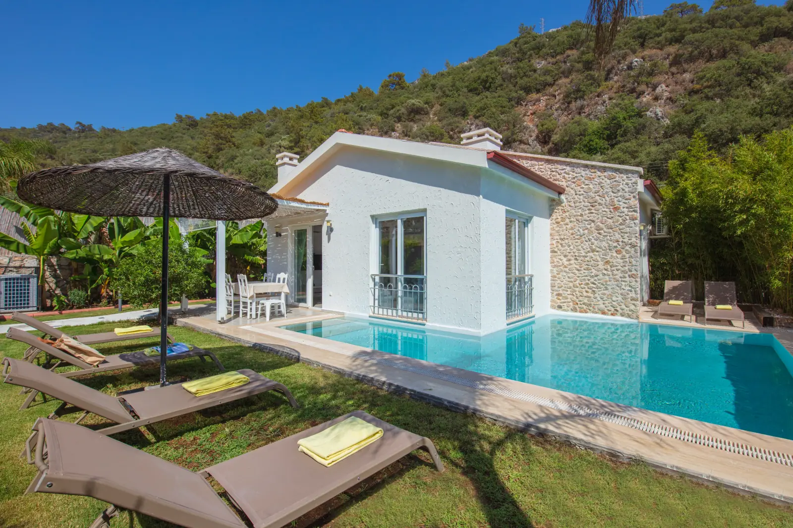 Z Exclusive Villaları